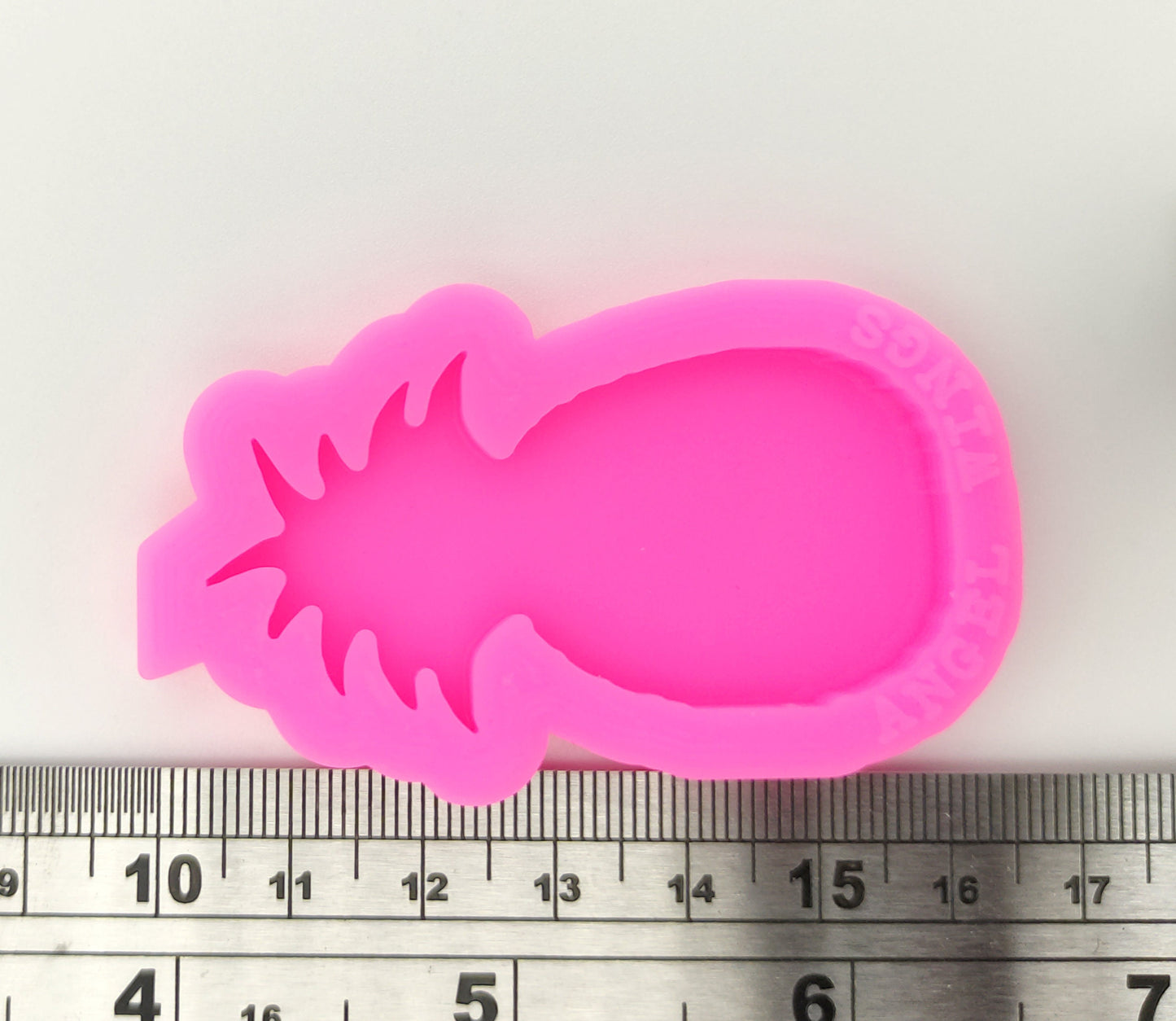 Small Pineapple Keychain Silicone Mould, Epoxy Resin Pendant Mold, Pineapple Badge Reel Mold, Resin Supplies