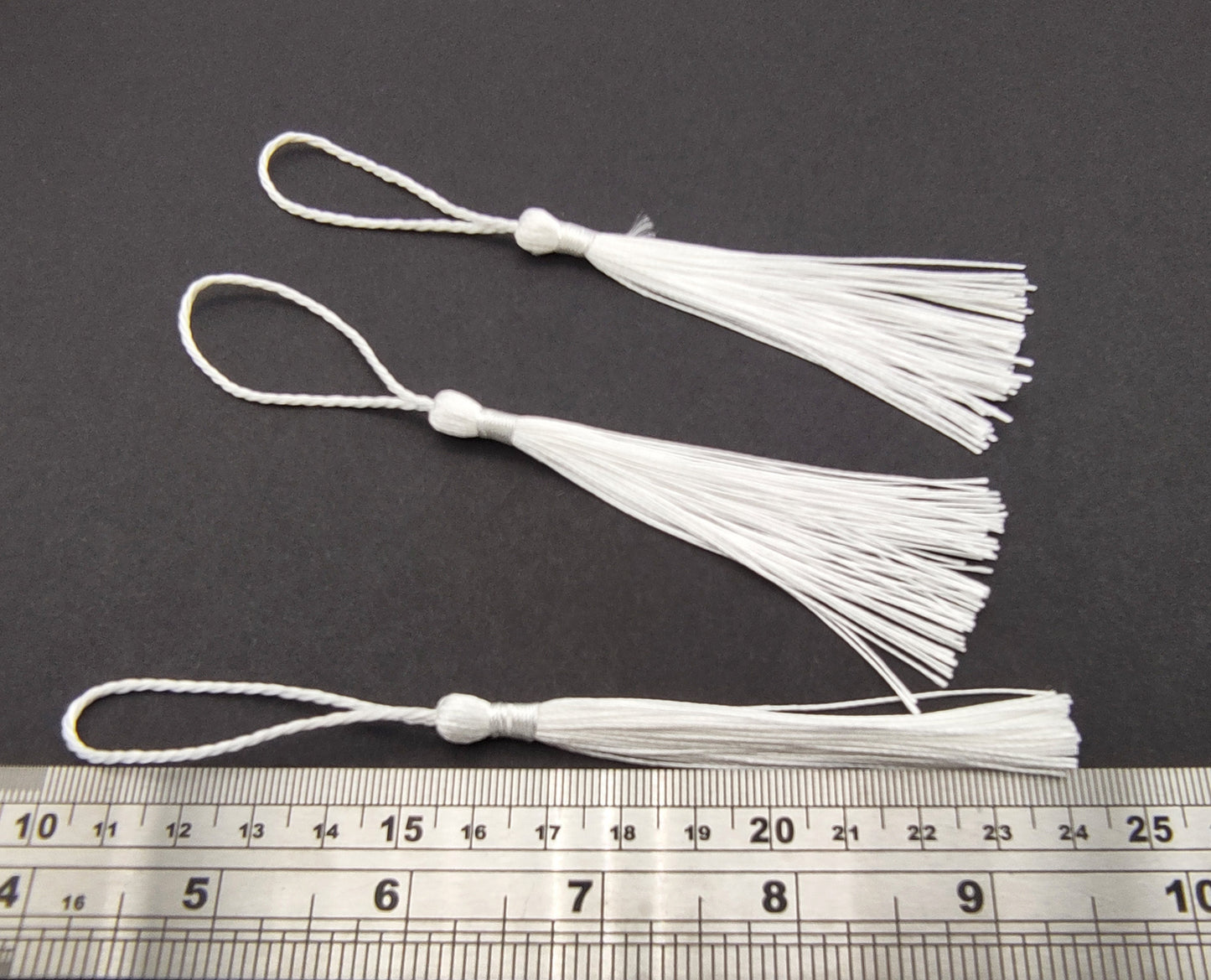 10 pcs White Bookmark Tassels, Silky Craft Tassels, Decorative Tassel Sewing, Tassle for Resin Bookmarks, Keyring Tassels